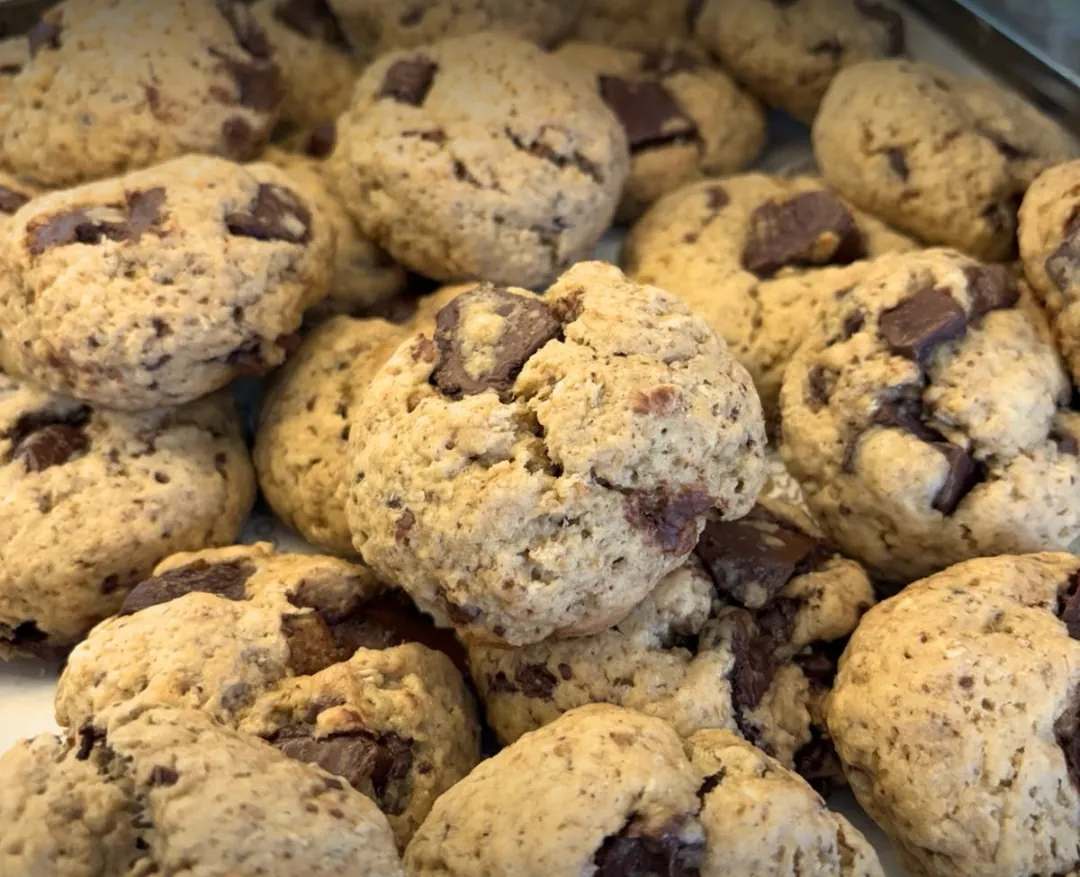 Cookies com gotas de chocolate